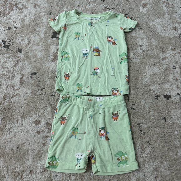 Angel Dear Golfing Animals Print Short Pajama Set Size 12-18 Months - Picture 1 of 3